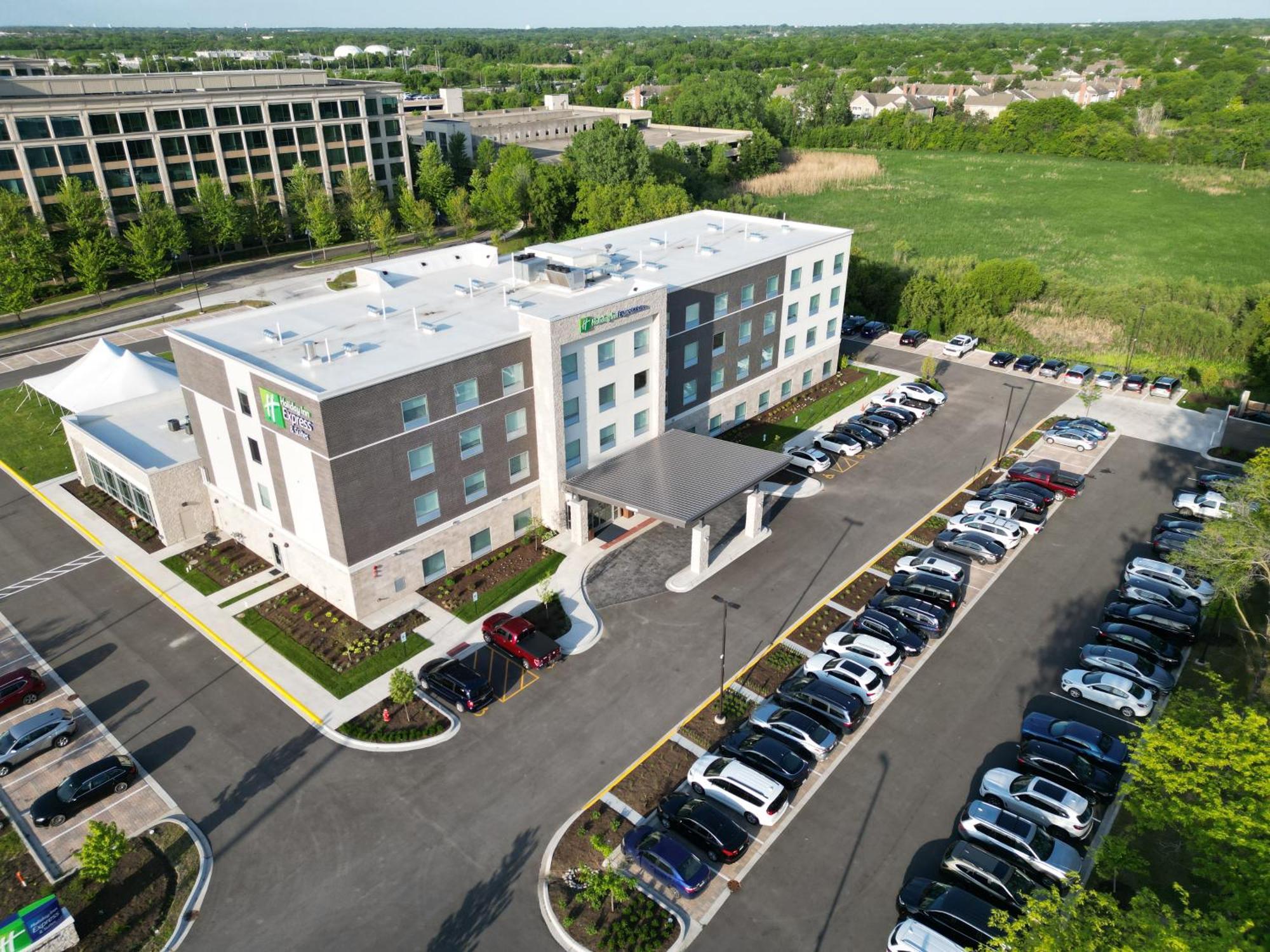 Holiday Inn Express & Suites Chicago Schaumburg By Ihg Экстерьер фото