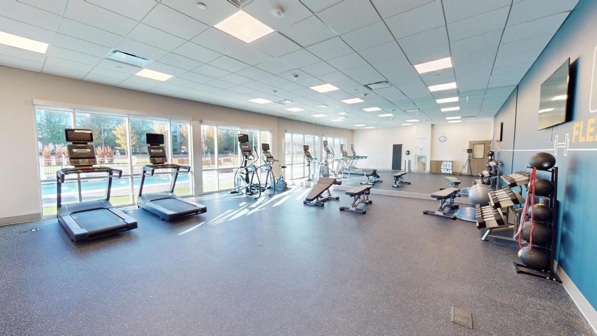 Holiday Inn Express & Suites Chicago Schaumburg By Ihg Экстерьер фото