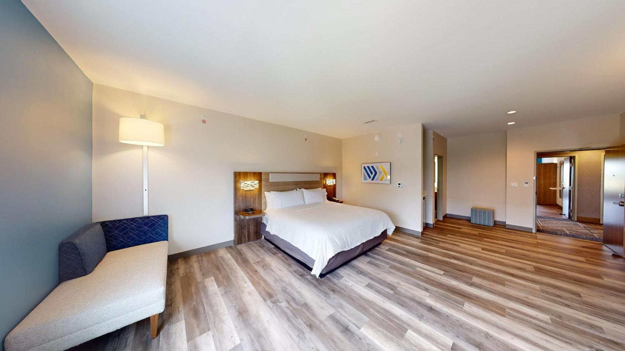 Holiday Inn Express & Suites Chicago Schaumburg By Ihg Экстерьер фото