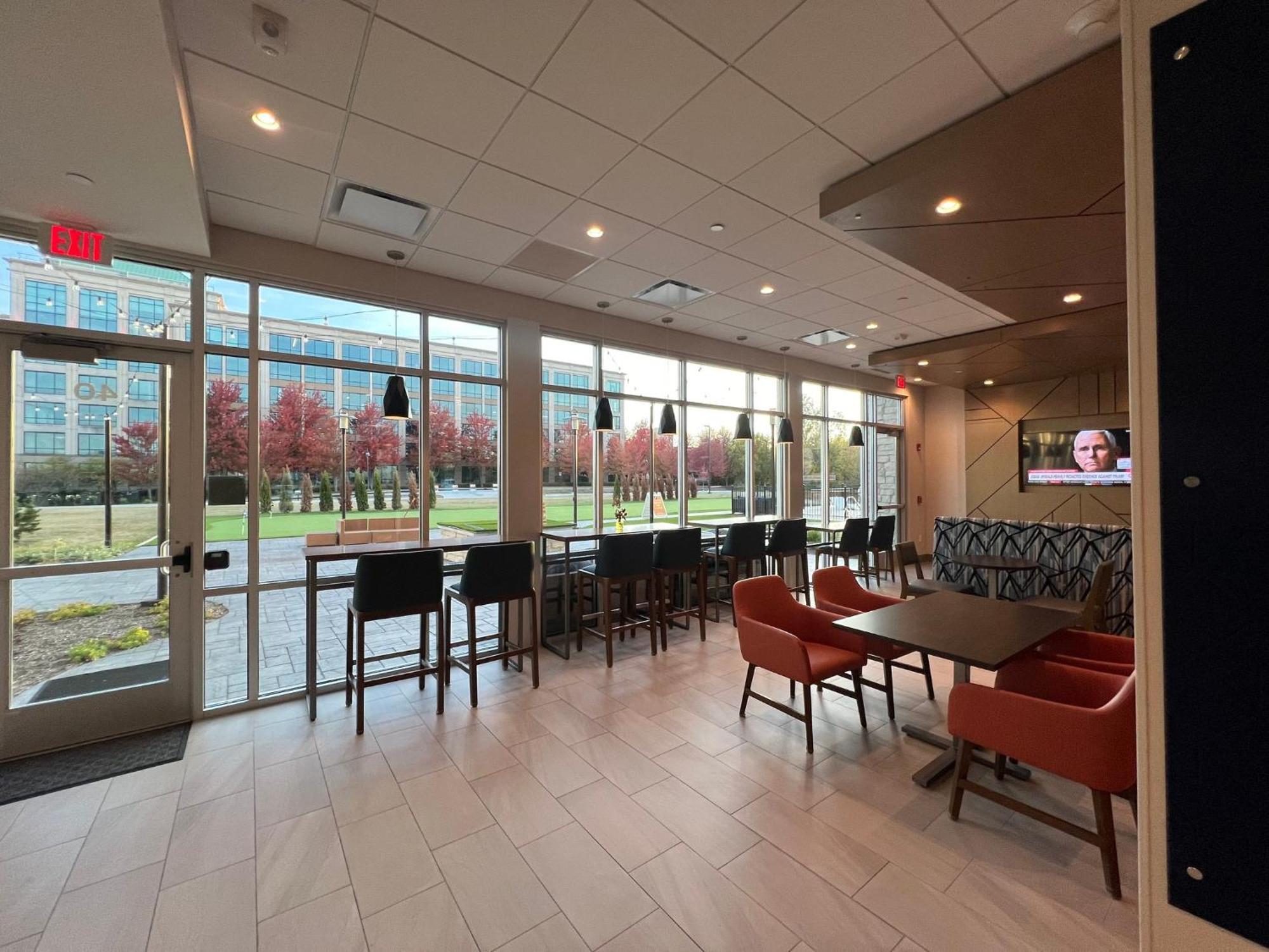 Holiday Inn Express & Suites Chicago Schaumburg By Ihg Экстерьер фото